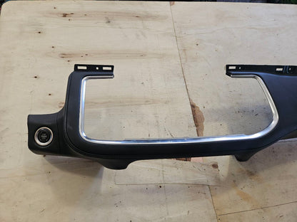 2023 SUBURBN15 FRONT DASH TRIM VENT BEZEL 86822079 33147 - image 14