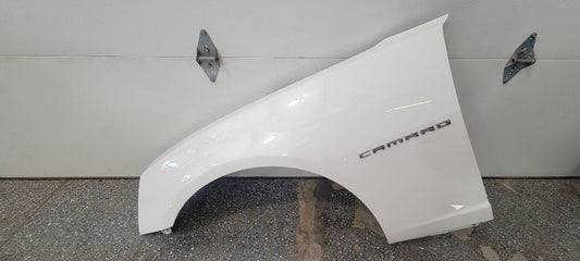 2015 CAMARO LH FENDER SUMMIT WHITE GAZ 000 33151 - image 1