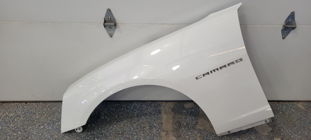 2015 CAMARO LH FENDER SUMMIT WHITE GAZ 000 33151 - image 4
