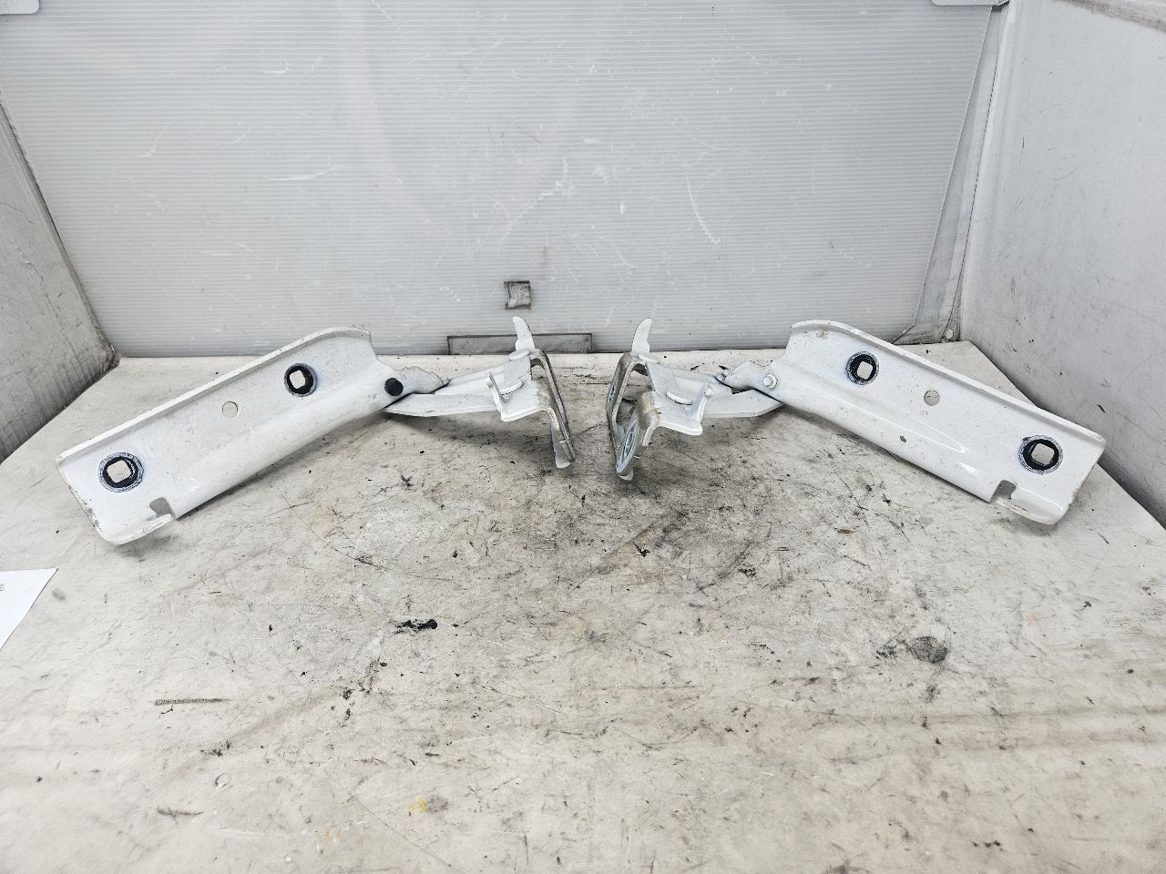 2015 CAMARO HOOD HINGES PAIR LH RH WHITE 33184 - image 13