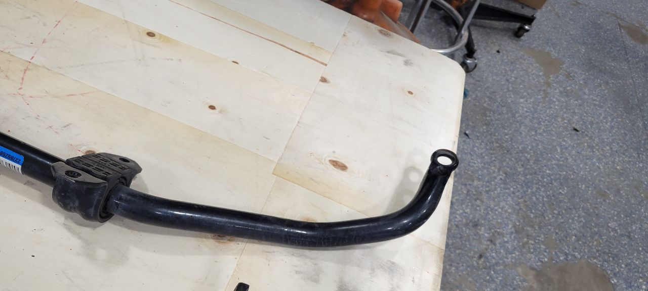 2015 CAMARO SS 1LE FRONT & REAR SWAY BARS OEM 33204 - image 4