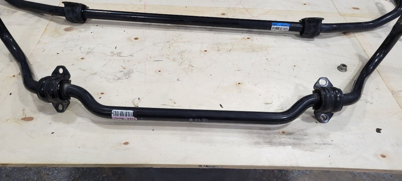 2015 CAMARO SS 1LE FRONT & REAR SWAY BARS OEM 33204 - image 9