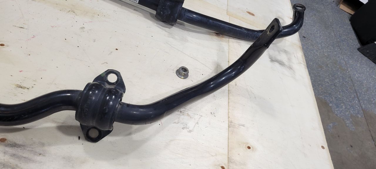 2015 CAMARO SS 1LE FRONT & REAR SWAY BARS OEM 33204 - image 10