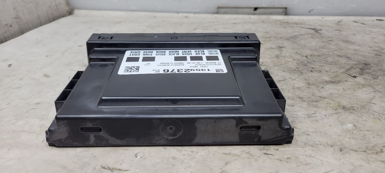 2015 CAMARO BCM BODY CONTROL MODULE 13592376 33211 - image 4