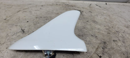 2015 CAMARO SHARK FIN ANTENNA WHATE GAZ 33214 - image 3