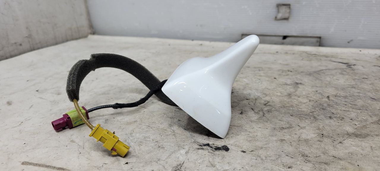 2015 CAMARO SHARK FIN ANTENNA WHATE GAZ 33214 - image 5