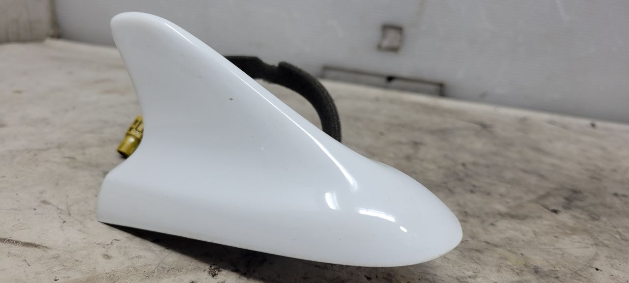 2015 CAMARO SHARK FIN ANTENNA WHATE GAZ 33214 - image 6