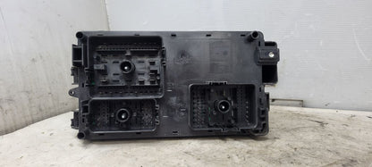 2015 CAMARO ENGINE BAY FUSE BOX & LID 22760635 33220 - image 8