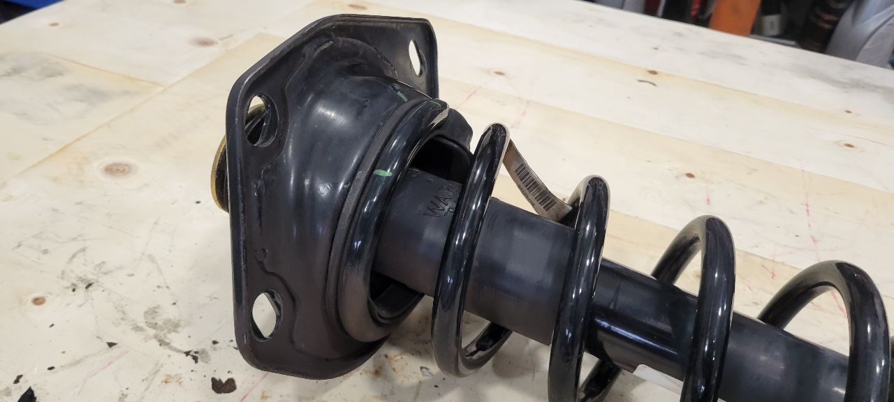 2015 CAMARO LH DRIVER REAR STRUT SS 1LE FE6 33222 - image 6