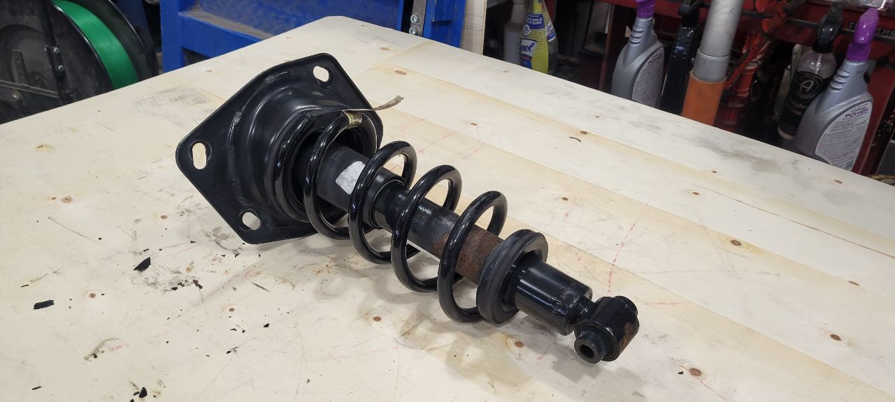 2015 CAMARO RH PASSENGER REAR STRUT SS 1LE 33223 - image 2