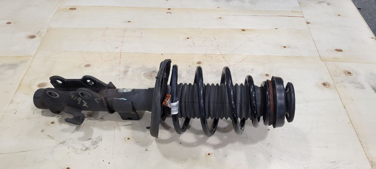 2015 CAMARO FRONT LH DRIVER STRUT SS 1LE 33224 - image 1