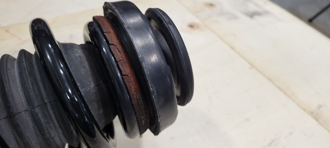 2015 CAMARO FRONT LH DRIVER STRUT SS 1LE 33224 - image 6