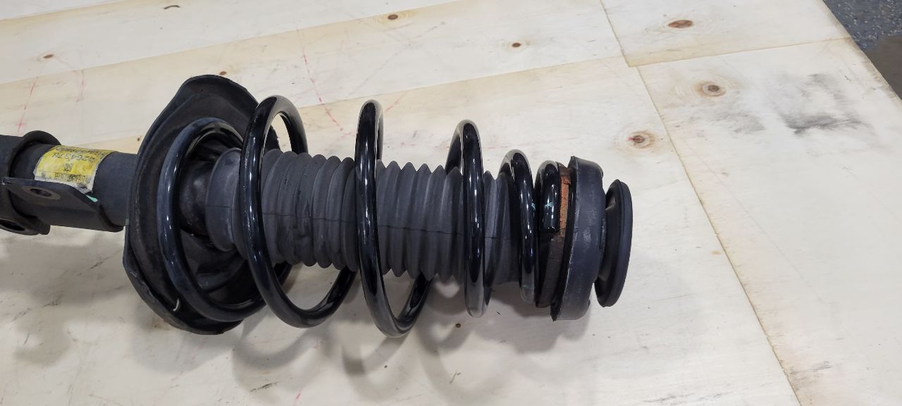 2015 CAMARO FRONT RH PASSENGER STRUT SS 1LE 33225 - image 3