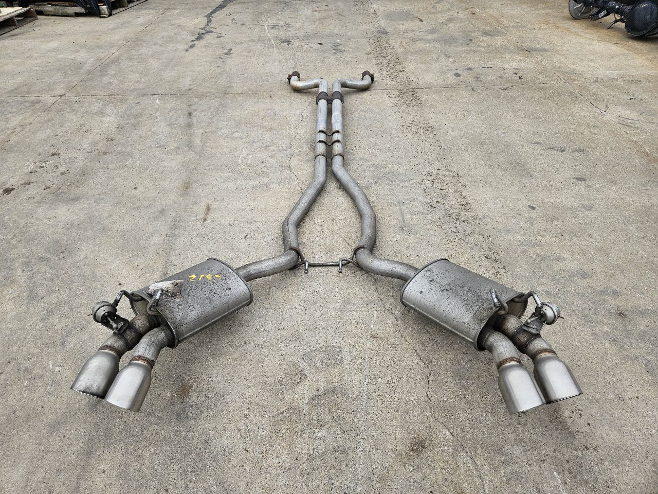 2015 CAMARO OEM DUAL BI MODE EXHAUST NPP CATBACK 33226 - image 1