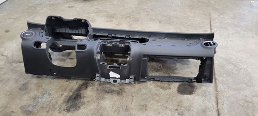 2015 CAMARO DASH PANEL WITH RH INFLATOR 33229 - image 2