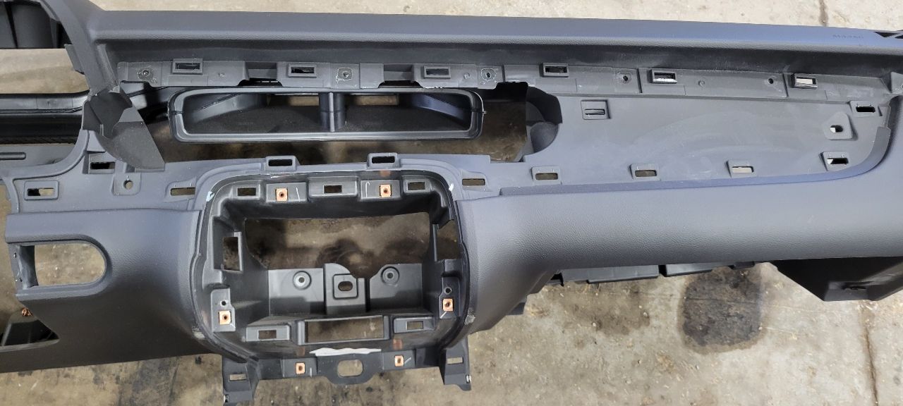 2015 CAMARO DASH PANEL WITH RH INFLATOR 33229 - image 8