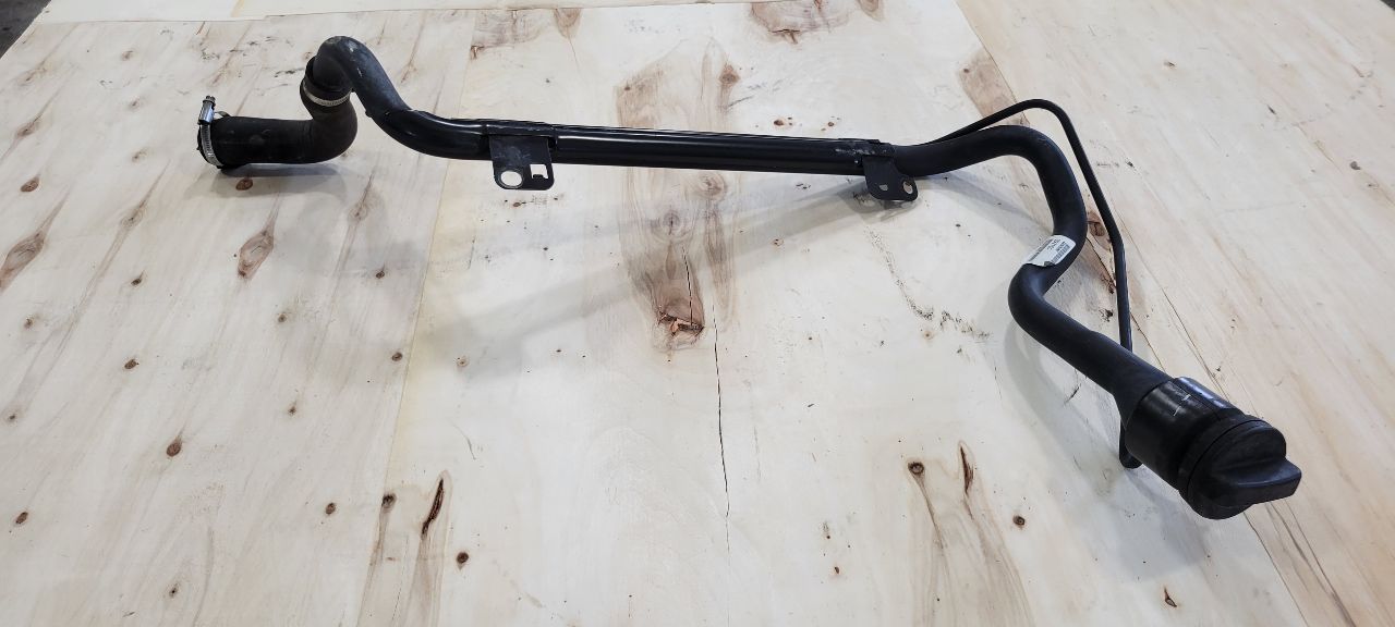 2015 CAMARO FUEL FILLER NECK 22925350 33232 - image 1