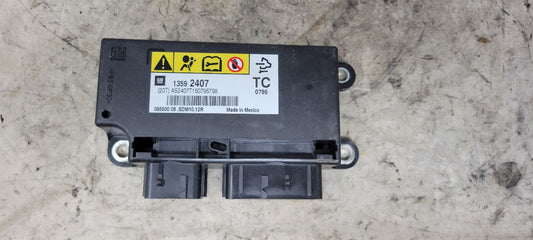 2015 CAMARO SRS MODULE NO BAGS BLOWN 33243 - image 1