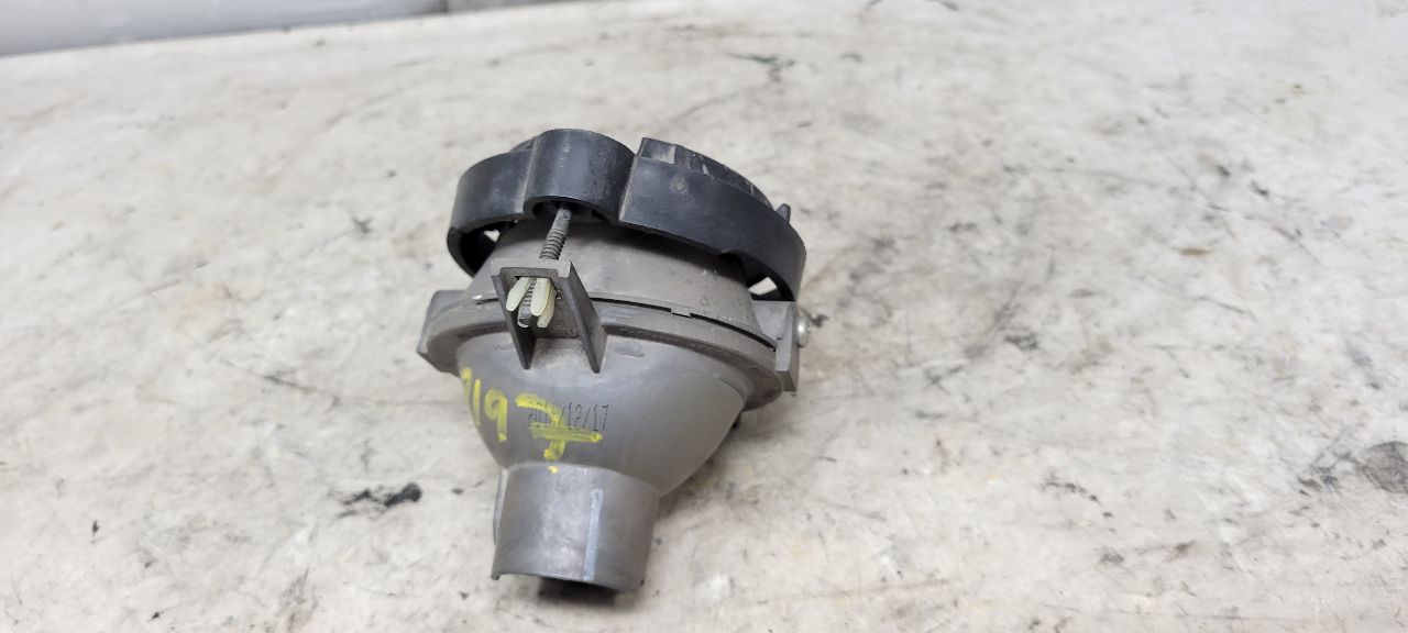 2015 CAMARO OEM FRONT FOG LAMP 22830038 33252 - image 6