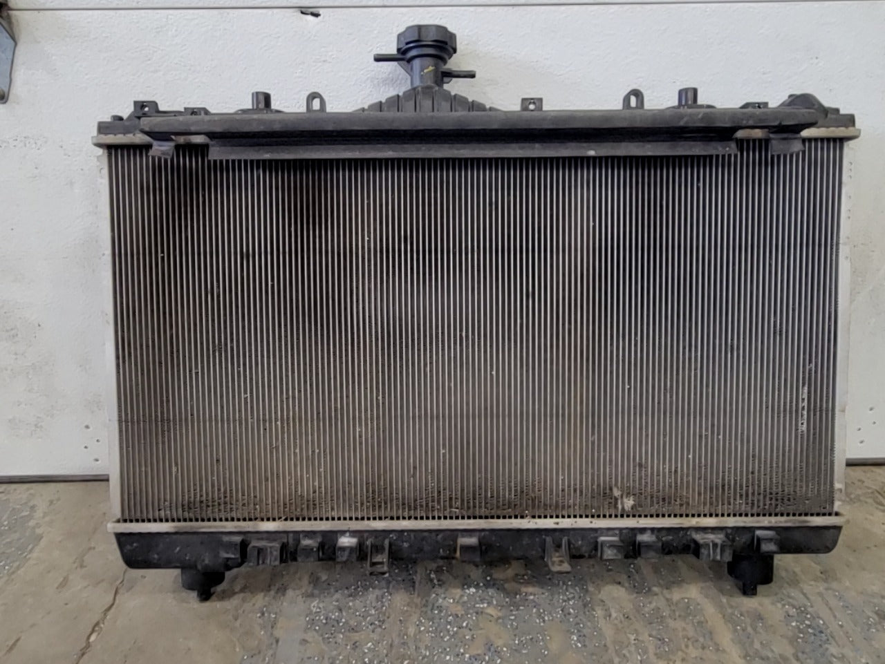 2015 CAMARO LS3/L99 SS RADIATOR 61K OEM 33257 - image 6