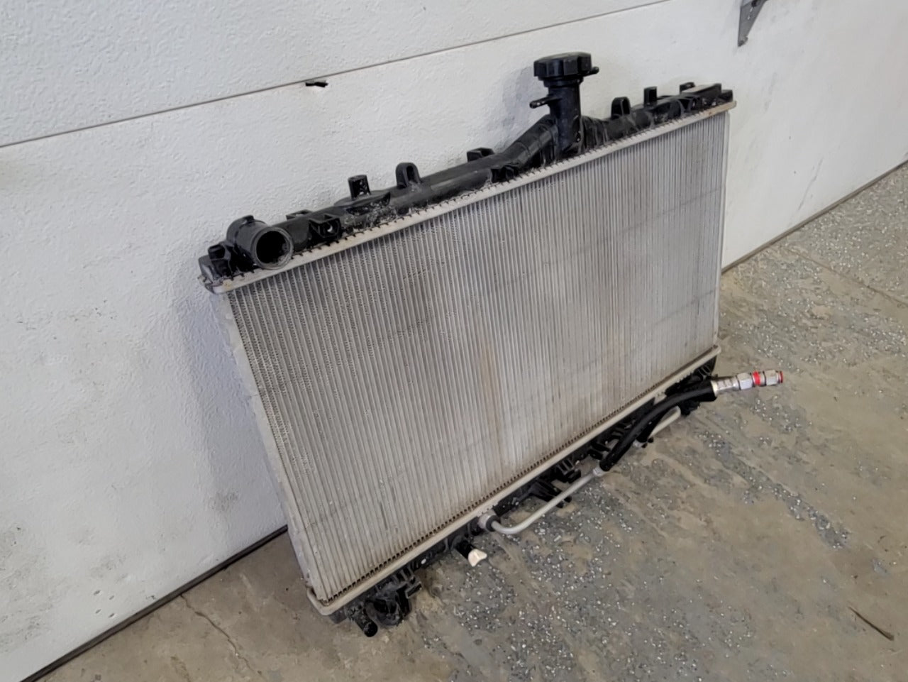 2015 CAMARO LS3/L99 SS RADIATOR 61K OEM 33257 - image 10