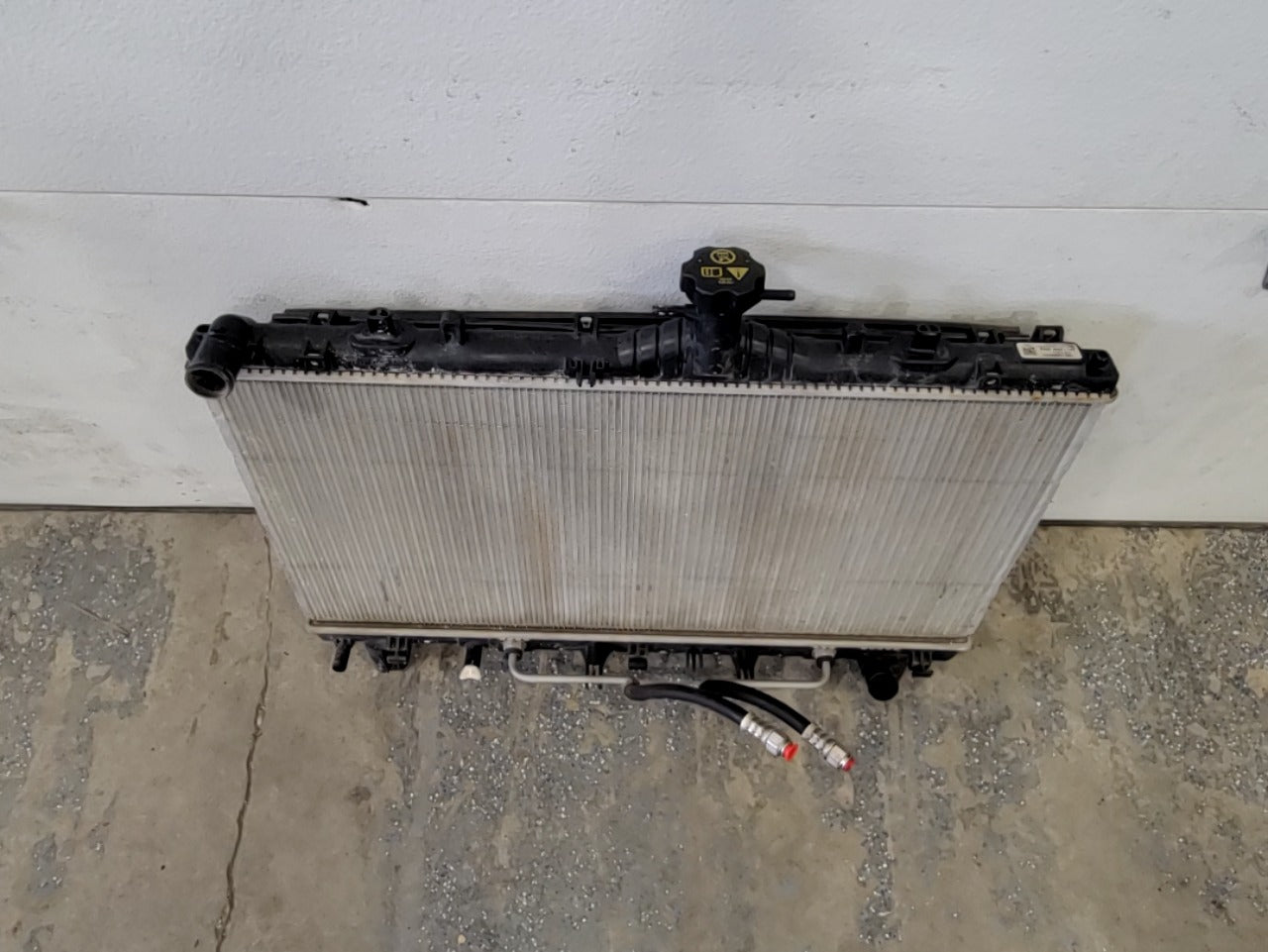 2015 CAMARO LS3/L99 SS RADIATOR 61K OEM 33257 - image 11