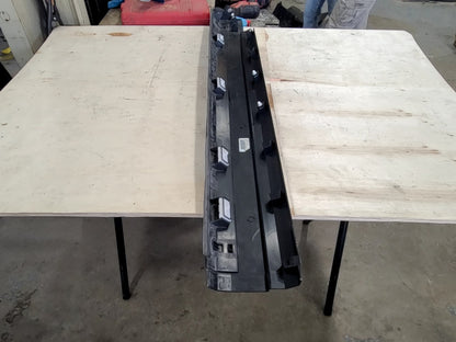 2023 SUBURBN15 LH REAR ROCKER MOLDING 84913472 33260 - image 10