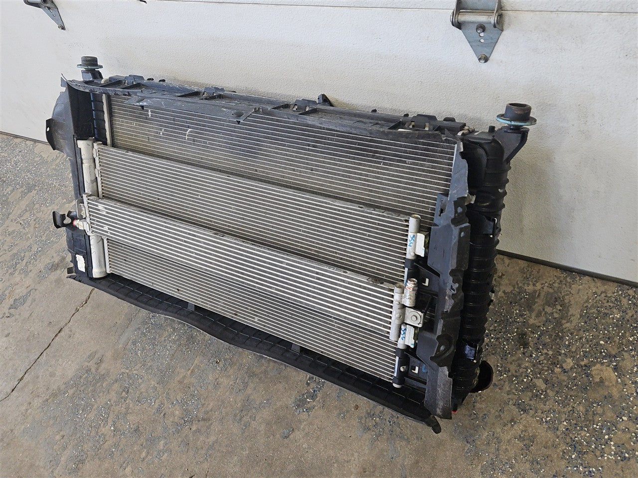 2022 SILVRDO15 6.2L COMPLETE COOLING PACK FANS COND 33263 - image 2