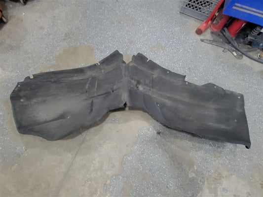 2023 SUBURBN15 RH FRONT INNER FENDER LINER 84856824 33265 - image 1