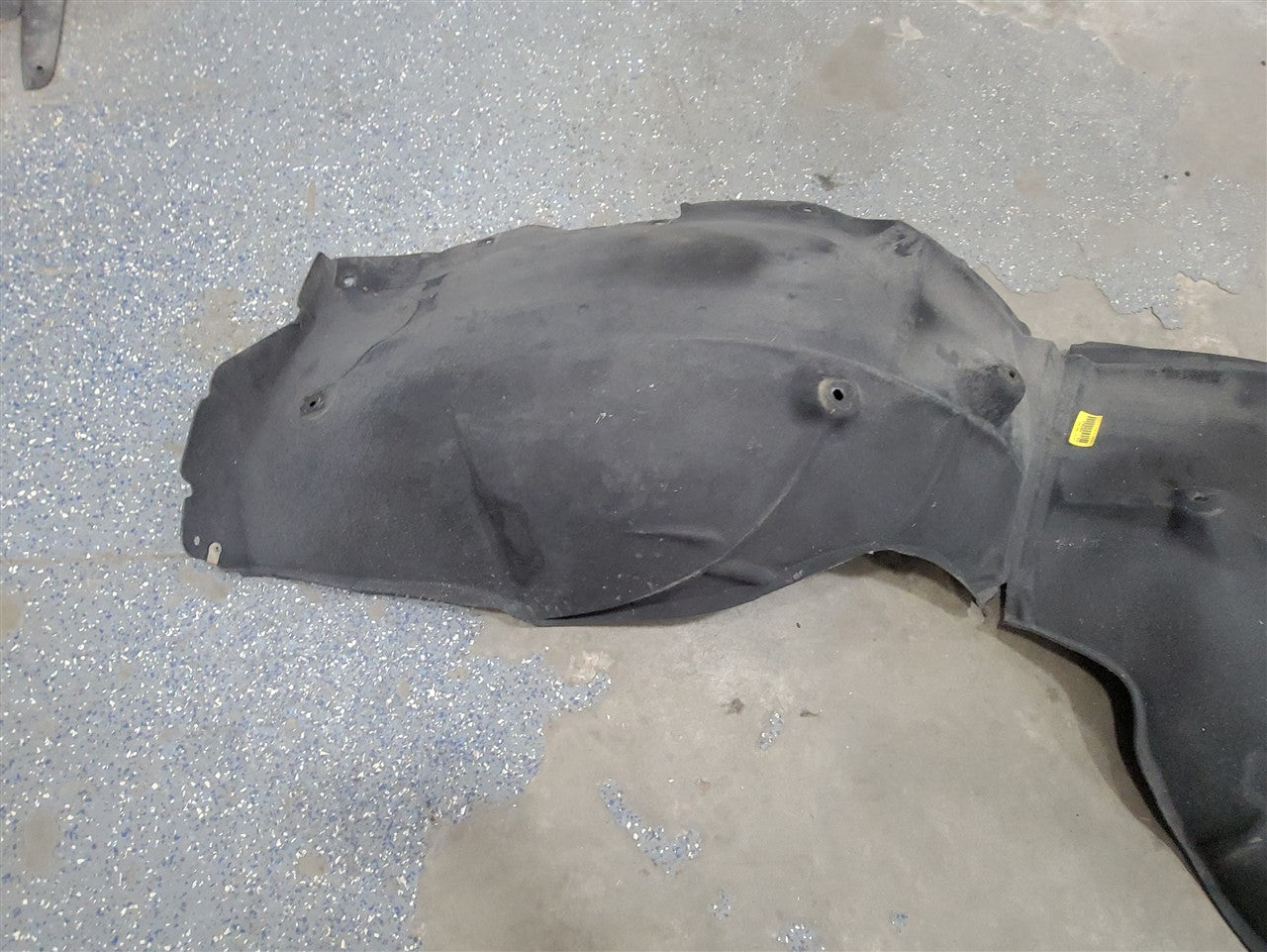 2023 SUBURBN15 RH FRONT INNER FENDER LINER 84856824 33265 - image 12