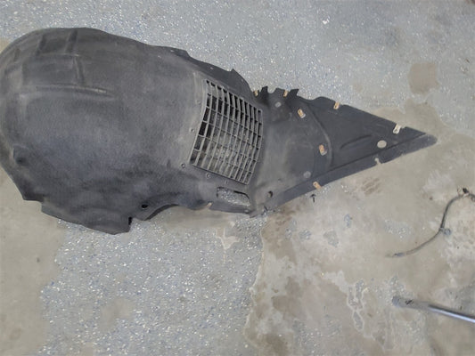 2016 CAMARO SS LH FRONT FENDER LINER 84922604 33277 - image 2