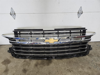 2023 SUBURBN15 OEM LT UPPER GRILLE BLACK W/CHROME 33287 - image 1