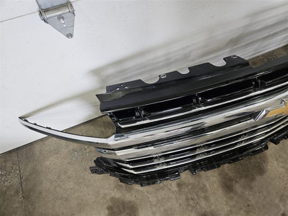 2023 SUBURBN15 OEM LT UPPER GRILLE BLACK W/CHROME 33287 - image 6