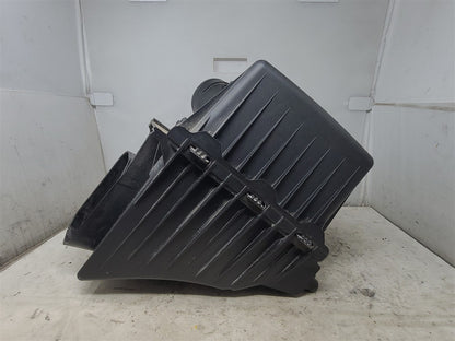 2023 SUBURBN15 OEM AIR INTAKE BOX FILTER HOUSING 33295 - image 3