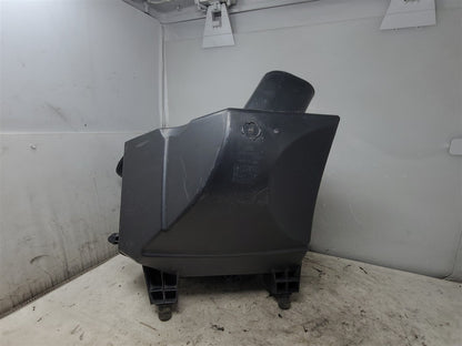 2023 SUBURBN15 OEM AIR INTAKE BOX FILTER HOUSING 33295 - image 10