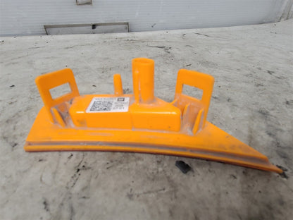 2023 SUBURBN15 RH FRONT SIDE MARKER LAMP 84776453 33305 - image 5