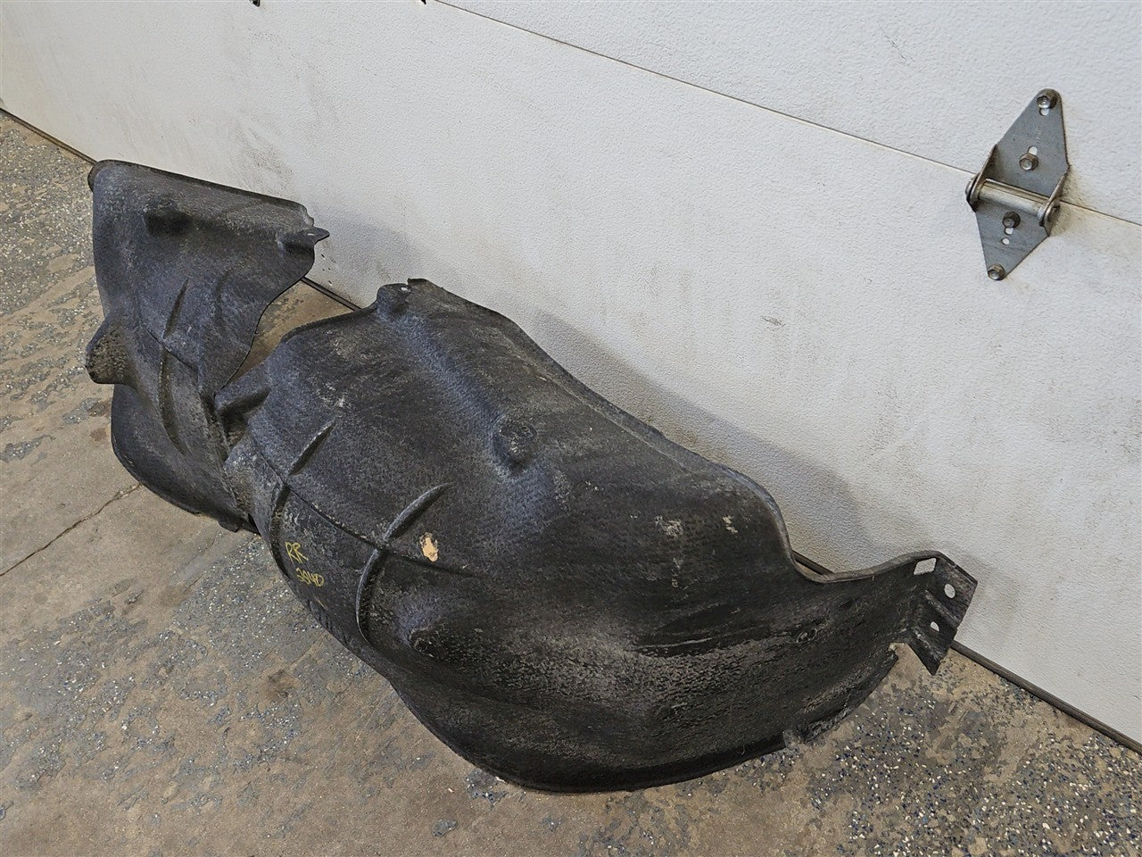 2022 SILVRDO15 RH REAR WHEEL INNER FENDER LINER 5'8 33310 - image 9