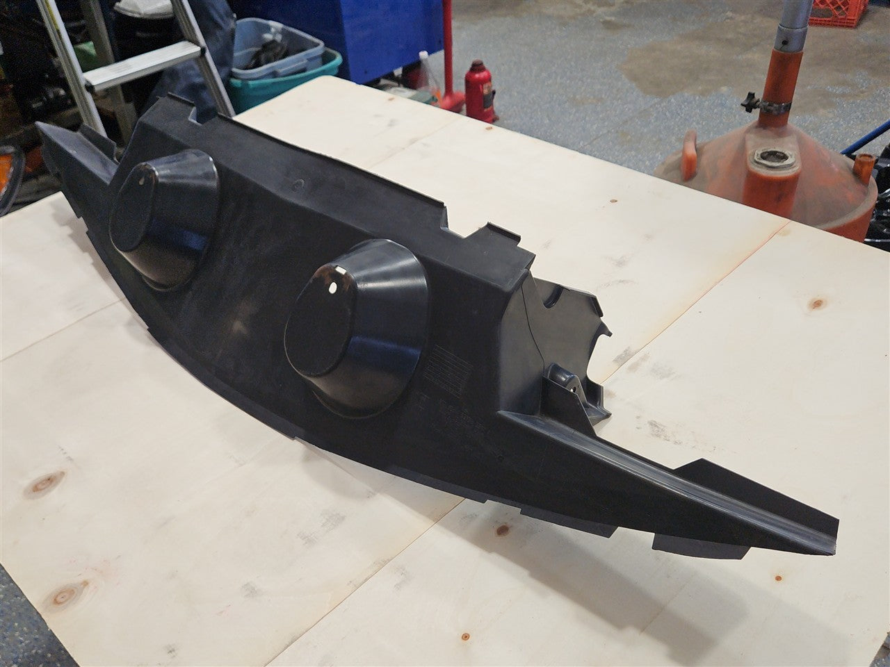 2015 CAMARO LOWER RADIATOR AIR INLET 22914247 33313 - image 11