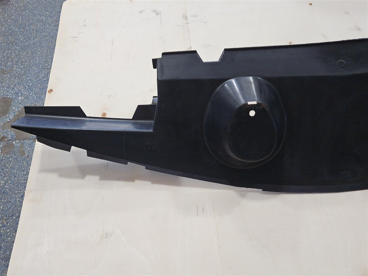 2015 CAMARO LOWER RADIATOR AIR INLET 22914247 33313 - image 13