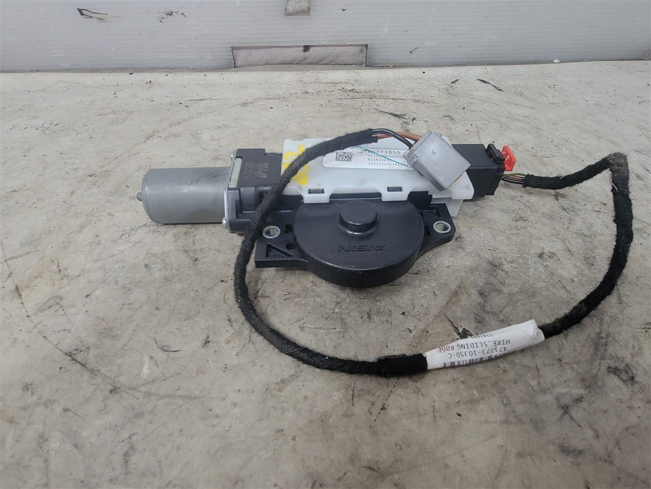 2022 SIERRA150 OEM SUNROOF MOTOR & WIRING 14K 33323 - image 5