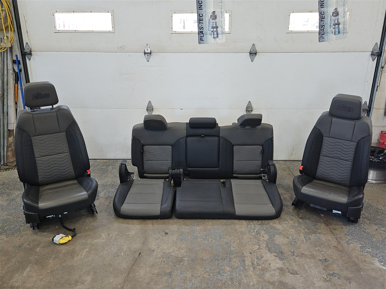 2024 SILVRDO15 ZR2 BISON FRONT & REAR SEATS HEATED 33335 - image 1