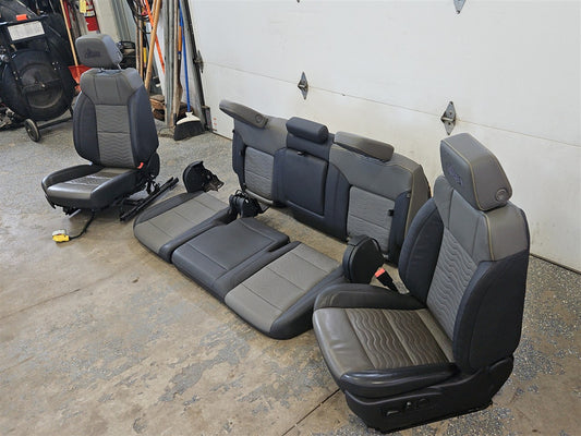 2024 SILVRDO15 ZR2 BISON FRONT & REAR SEATS HEATED 33335 - image 2