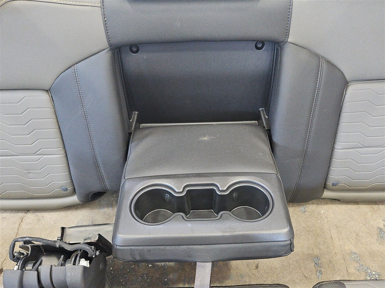2024 SILVERADO ZR2 BISON FRONT & REAR SEATS HEATED 33335 - image 1