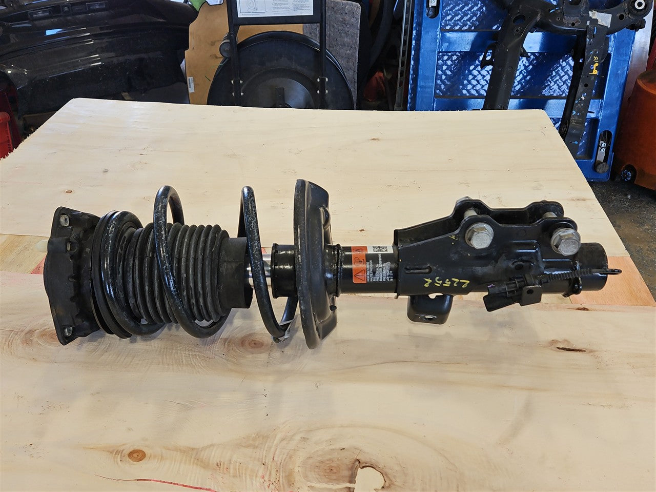 2016 CAMARO R FRONT MAGNERIDE STRUT 84115888 33368 - image 3