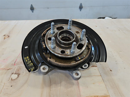 2016 CAMARO RH PASSENGER REAR SPINDLE & HUB 33370 - image 1