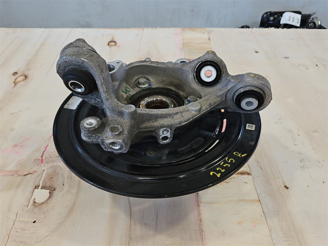 2016 CAMARO RH PASSENGER REAR SPINDLE & HUB 33370 - image 6
