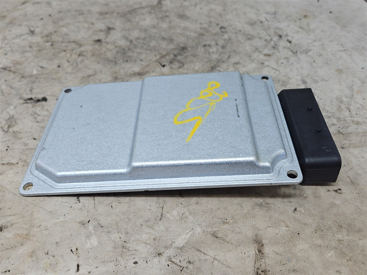 2016 CAMARO 23110418 MAGNERIDE SUSPENSION MODULE 33377 - image 8