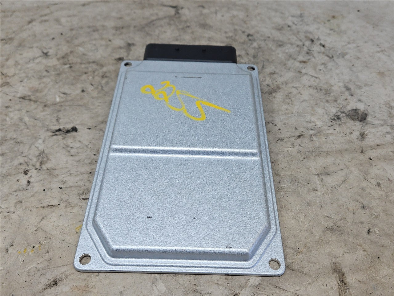 2016 CAMARO 23110418 MAGNERIDE SUSPENSION MODULE 33377 - image 9