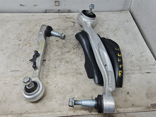 2016 CAMARO RH FRONT LOWER CONTROL ARMS PAIR 74K 33384 - image 1