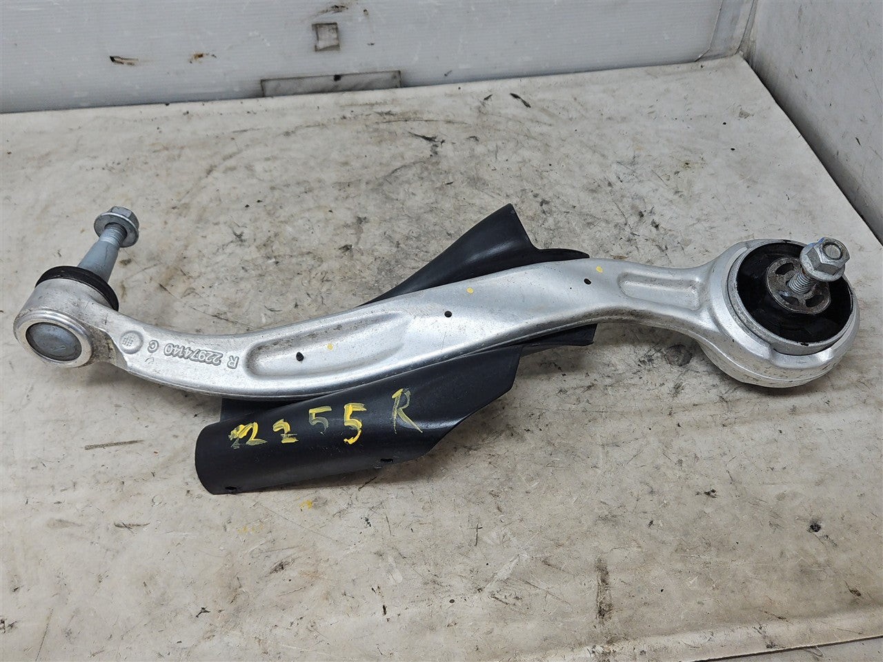 2016 CAMARO RH FRONT LOWER CONTROL ARMS PAIR 74K 33384 - image 6